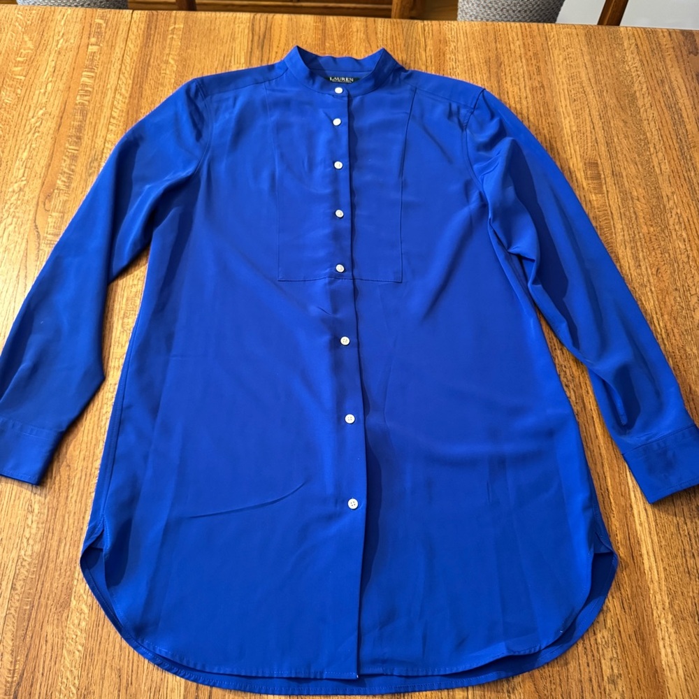 LAUREN RALPH LAUREN Electric Blue Pleated Front
Mandarin Collar Blouse - Medium